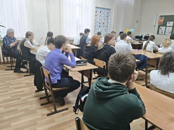 Имя есть у этого героя – великой армии простой солдат. Час мужества Имя есть у этого героя – великой армии простой солдат. Час мужества