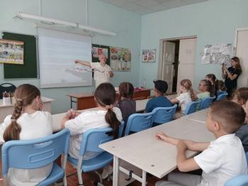 Патриотический час «Ты Россия моя – золотые края»
