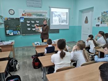 Им на долю досталась огневая судьба. Час мужества.