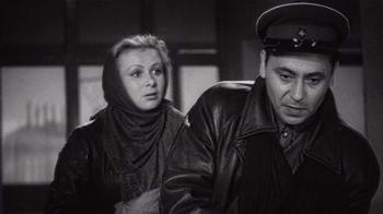 Воскресный библиозал. Показ фильма «Жди меня» Воскресный библиозал. Показ фильма «Жди меня»