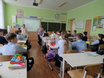 Час мужества «Ты город жизни, Ленинград»