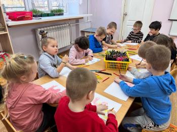 Фольклорная зарисовка для воспитанников детских садов к Дню леденцовых петушков.