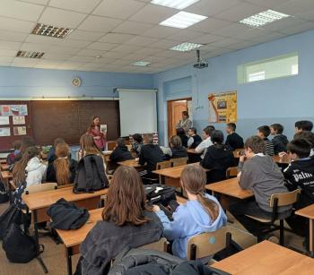 Патриотический час «И память, и подвиг, и жизнь на века» День защитника Отечества Патриотический час «И память, и подвиг, и жизнь на века» День защитника Отечества