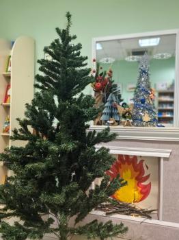 Творческий конкурс игрушек на ёлку «Ёлкины подарки». 