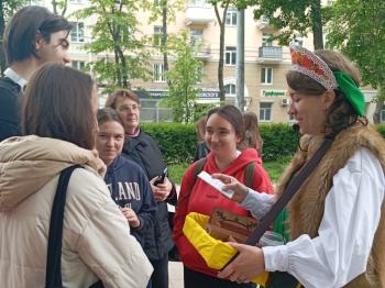 Час веселого чтения «В лабиринтах сказок»