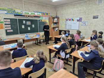 Эко - викторина к всемирному дню моря «От ракушки до кита» Эко - викторина к всемирному дню моря «От ракушки до кита»