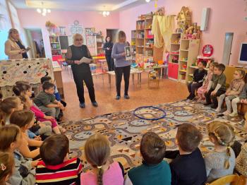 Поэтическая карусель «Стихи, знакомые с детства» Поэтическая карусель «Стихи, знакомые с детства»