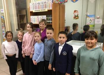 Библиотечный урок «Все обо всем»  беседа о словарях, справочниках, энциклопедиях