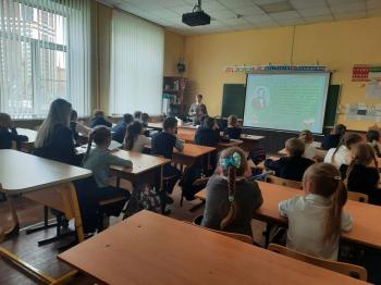 Литературный час  «Волшебная мудрость Ушинского»