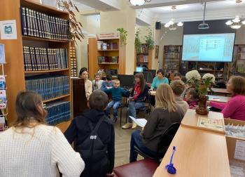 Заседание клуба «Разноцветный мир» для детей с ОВЗ Заседание клуба «Разноцветный мир» для детей с ОВЗ