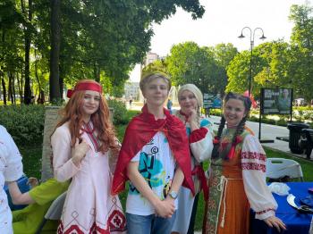 Познавательно-игровая программа «Книжные краски мультфильмов»
