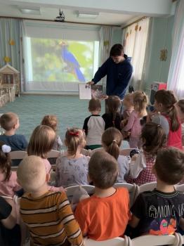 "Неброское изящество природы". День библиографии.