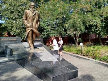 Цикл онлайн-встреч по Платонову «Гений из Ямской слободы». Встреча вторая «В священном строю военкоров. Фронтовыми дорогами Андрея Платонова» Цикл онлайн-встреч по Платонову «Гений из Ямской слободы». Встреча вторая «В священном строю военкоров. Фронтовыми дорогами Андрея Платонова»