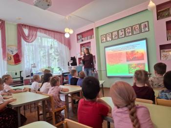 Познавательный час «С огнём не шутят!» Познавательный час «С огнём не шутят!»