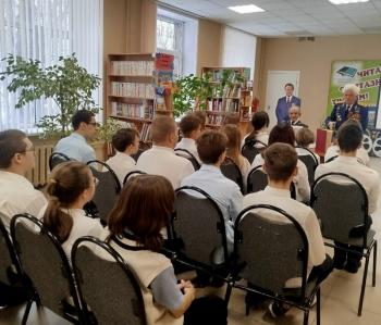 Урок призывника «Солдатами не рождаются, солдатами становятся». Урок призывника «Солдатами не рождаются, солдатами становятся».