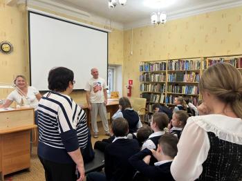 Встреча с Денисом Зезиковым «Я нашёл себя в сказках»